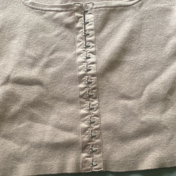 Victoria’s Secret 🌸 - Picture 2 of 3